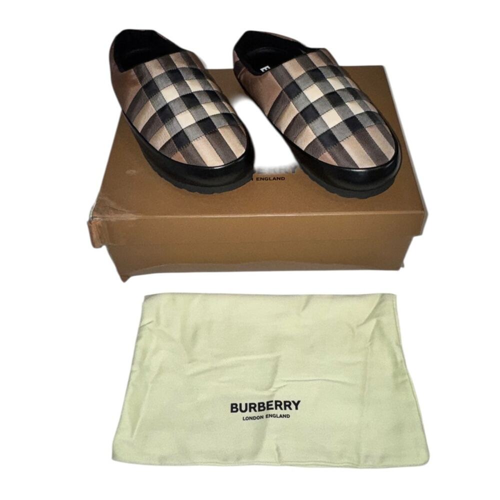 NEW Burberry Northhaven Check Quilted Slippers Men’s Size 43 US Size 10